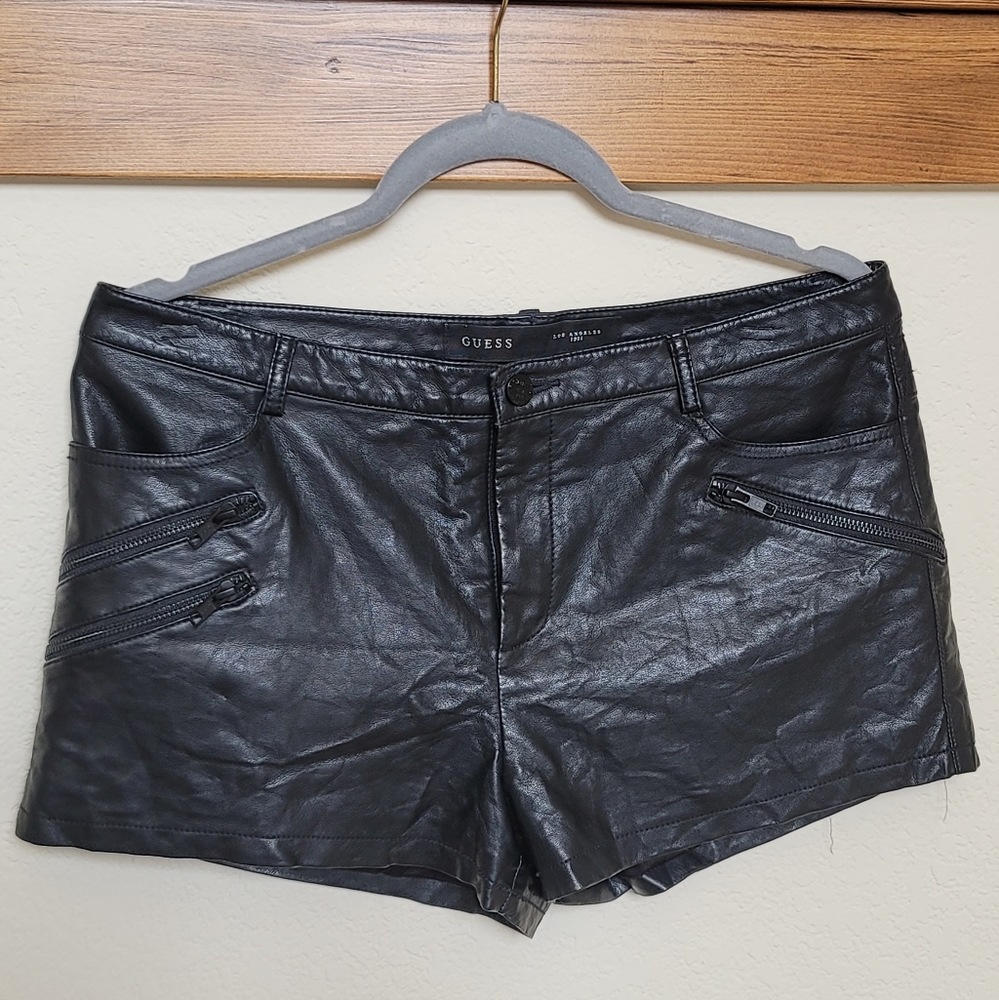 GUESS Leather Shorts w Zipper Pockets - sz 10